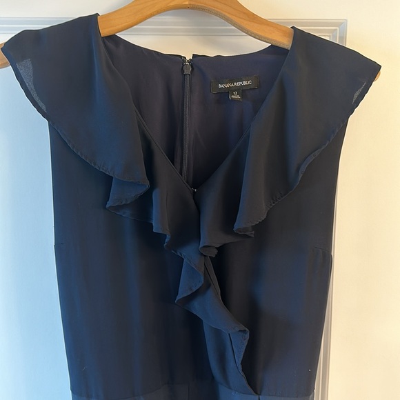 Banana Republic V Neck Ruffled Jumpsuit Navy Blue Size 12 - Picture 3 of 9